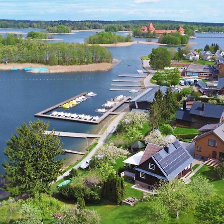 Augutes Zurlienes Apartamentai Trakai Εξωτερικό φωτογραφία