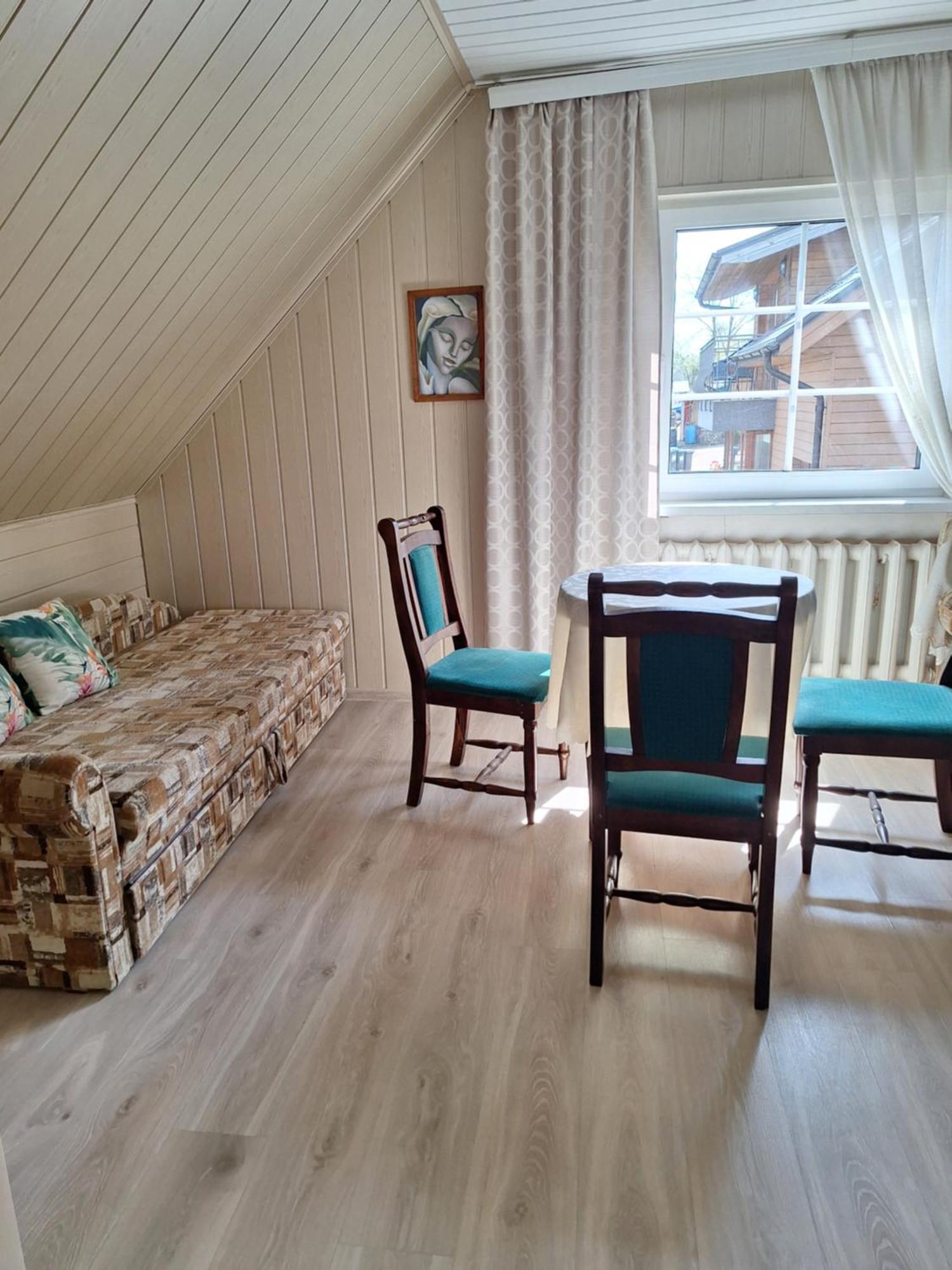 Augutes Zurlienes Apartamentai Trakai Εξωτερικό φωτογραφία