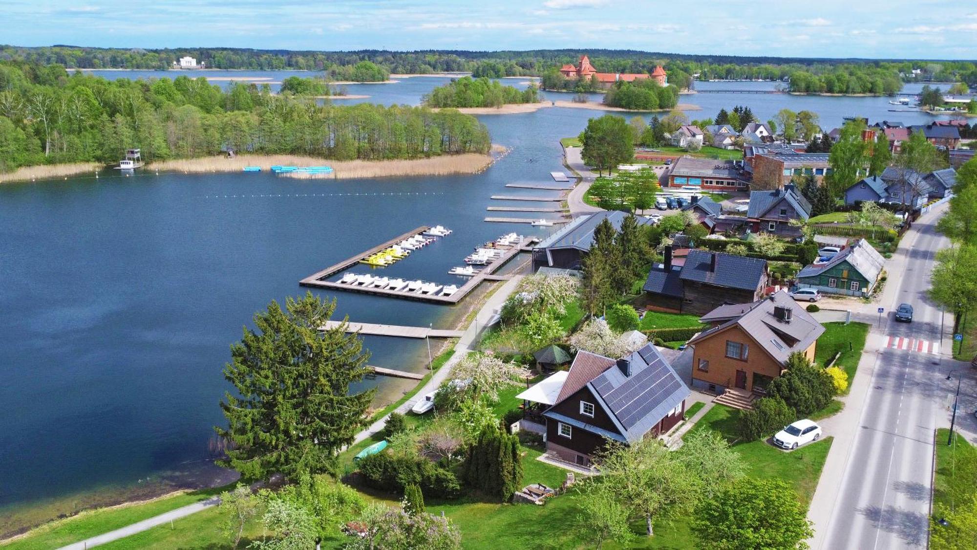 Augutes Zurlienes Apartamentai Trakai Εξωτερικό φωτογραφία